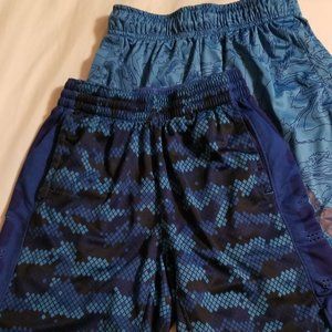 TWO COOL PAIR OF BOYS NIKE SHORTS, SIZE M, 2 PR SHORTS/1 PRICE